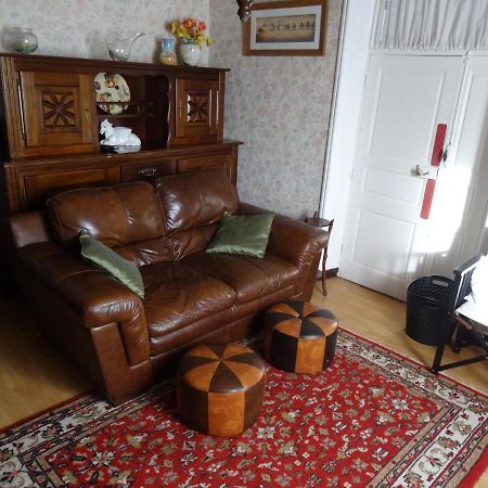Charming French Cottage-Gite In The Heart Of Quiet Gorron Zewnętrze zdjęcie