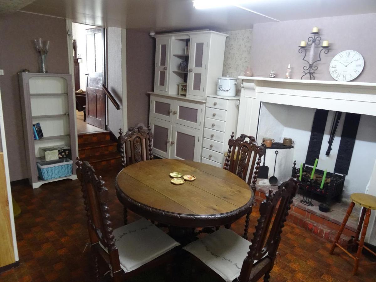 Charming French Cottage-Gite In The Heart Of Quiet Gorron Zewnętrze zdjęcie