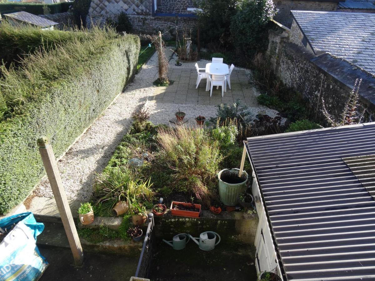 Charming French Cottage-Gite In The Heart Of Quiet Gorron Zewnętrze zdjęcie