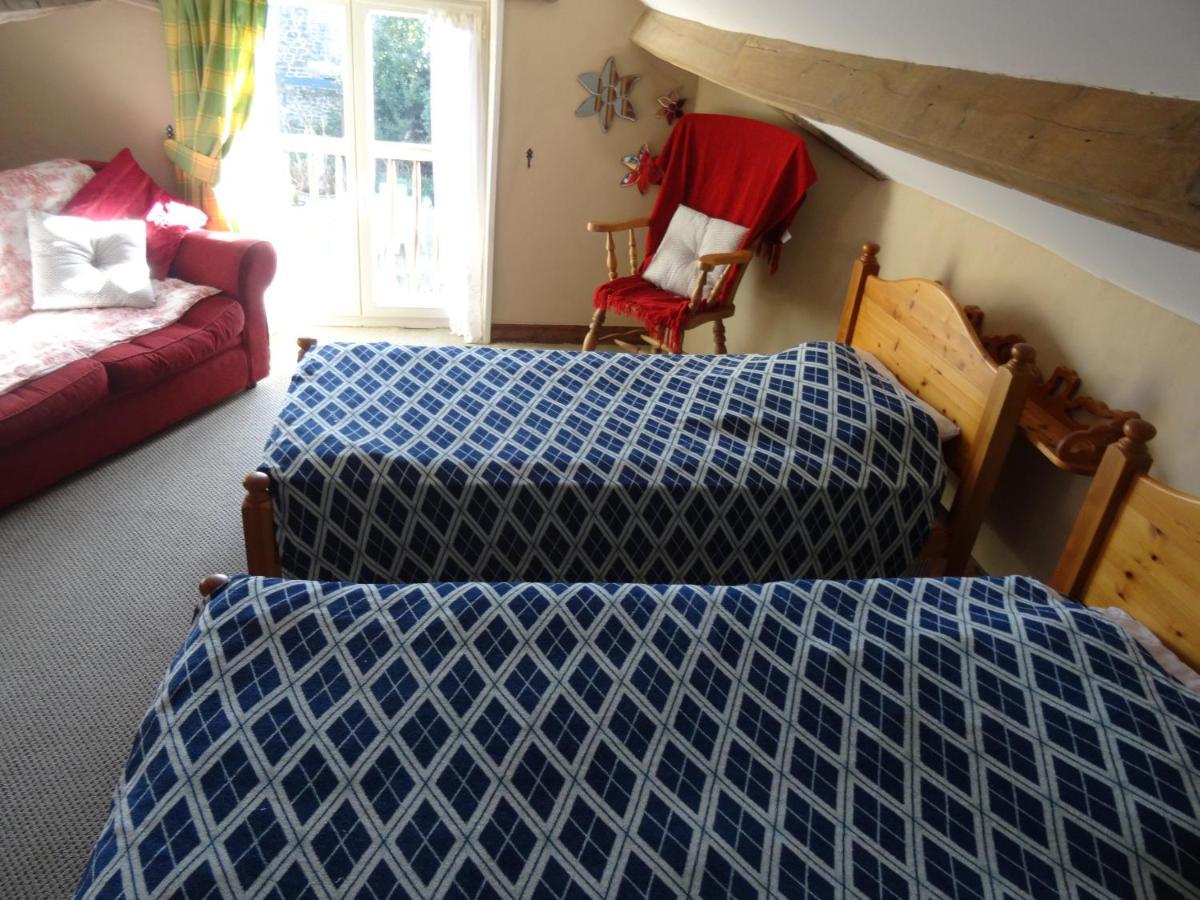 Charming French Cottage-Gite In The Heart Of Quiet Gorron Zewnętrze zdjęcie